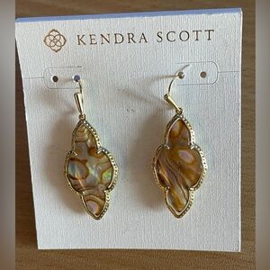 NWT Kendra Scott Abbie Drop Abalone Earrings